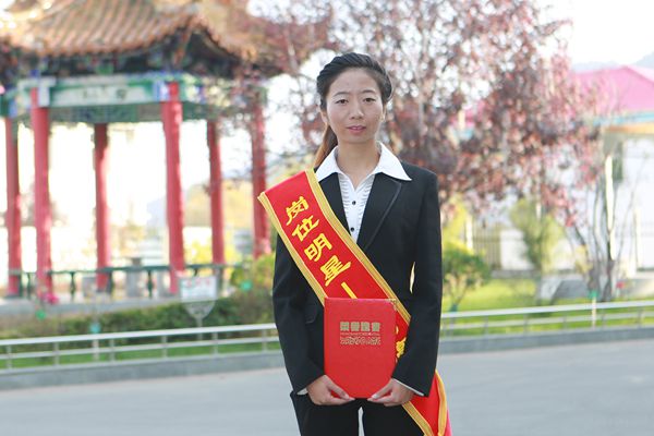 機(jī)電車間女工馬婷婷